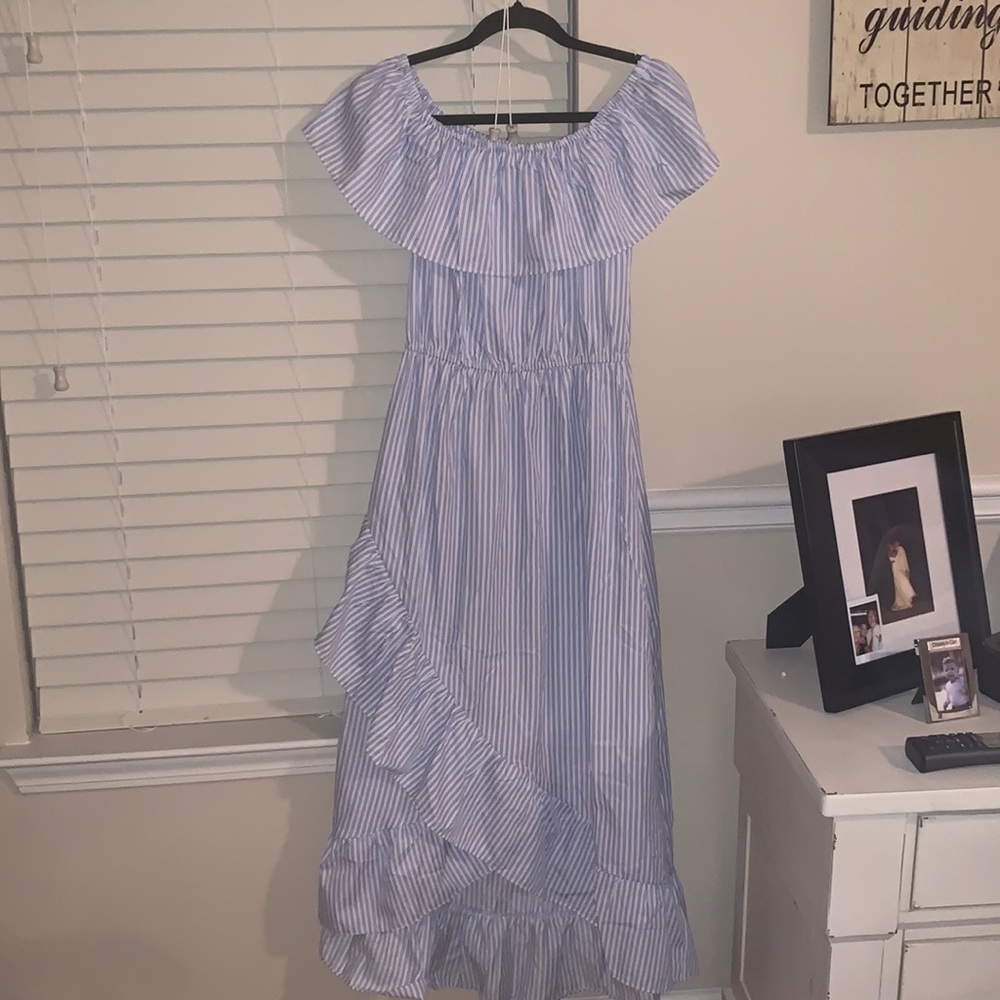 Women’s dress